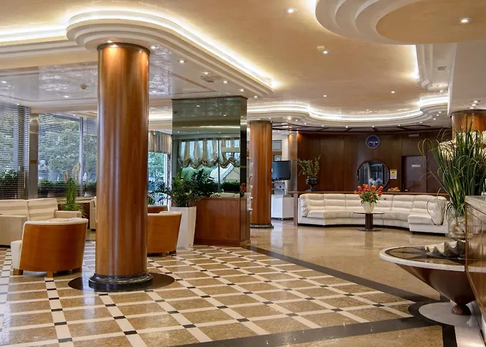 Hotel Bristol